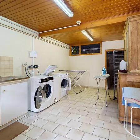 D'hotes Chez Adam Bed & Breakfast
