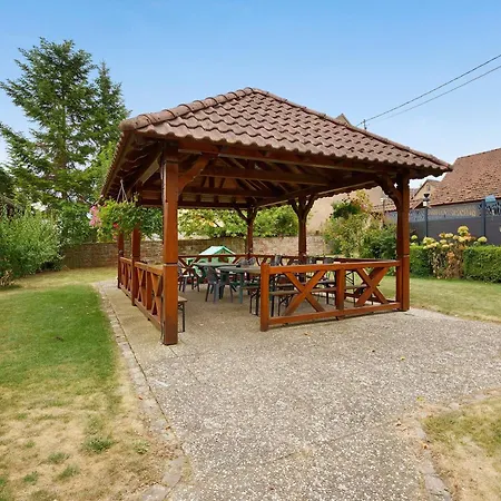 Bed and Breakfast D'hotes Chez Adam 3*
