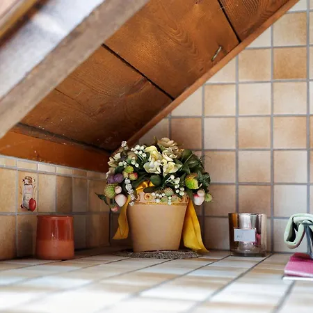 D'hotes Chez Adam Bed & Breakfast